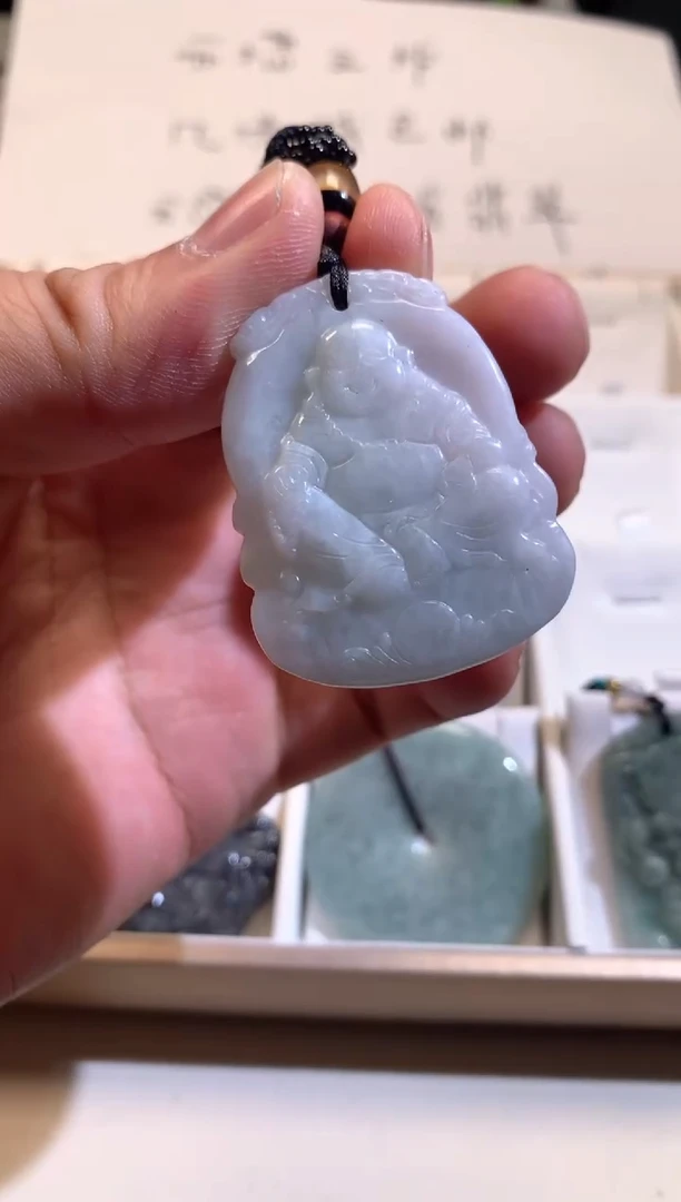 【闪购商品】翡翠颈饰未镶嵌02/14/29
