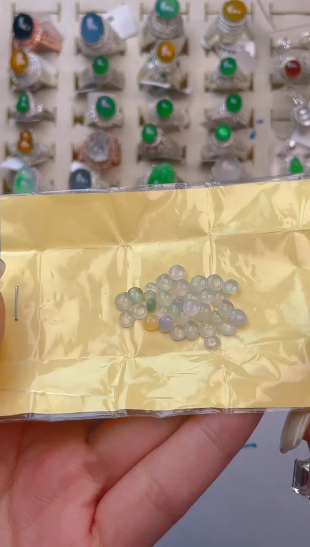 裸石翡翠天然翡翠蛋面50