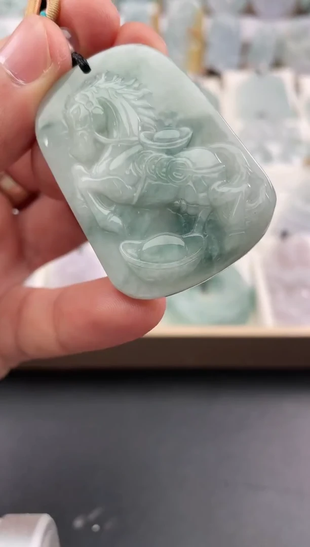 颈饰未镶嵌翡翠26/01/02/51