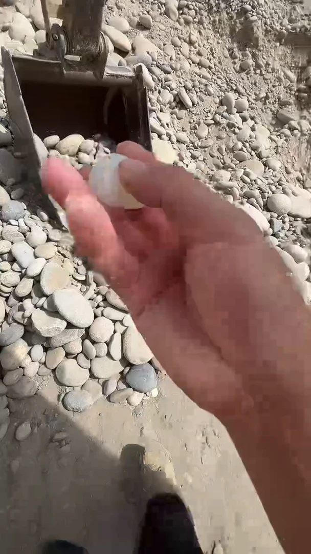 颈饰未镶嵌和田玉知*30