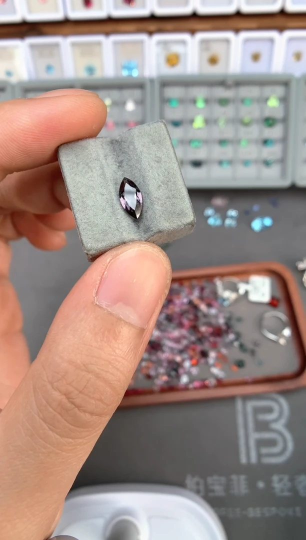 【闪购商品】定制尖晶石裸石未镶嵌1.08ct