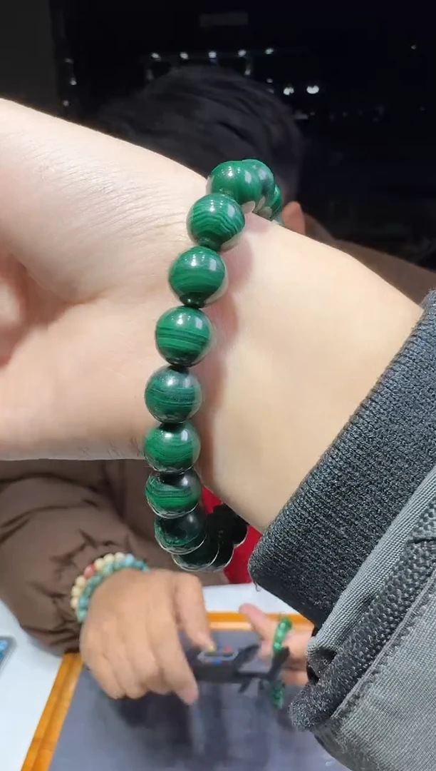 【闪购商品】孔雀石手链未镶嵌多样性发一件 409