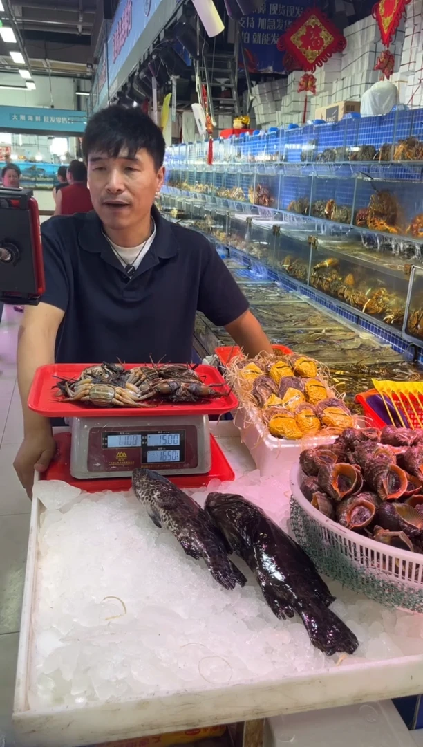中国大陆断氧膏蟹，4只