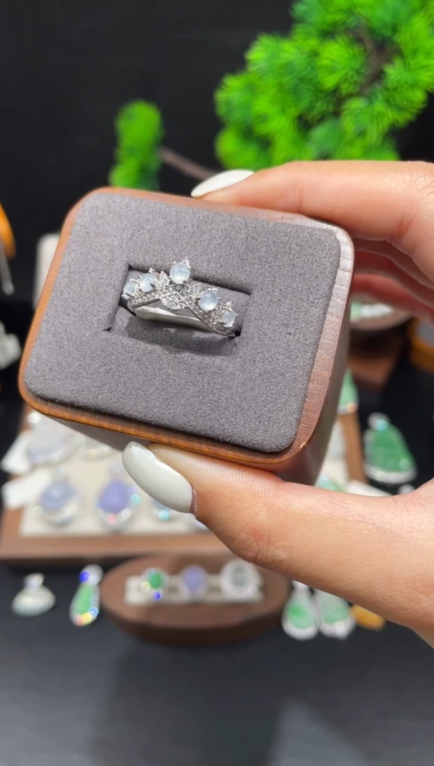 银S925镶嵌戒指翡翠戒指