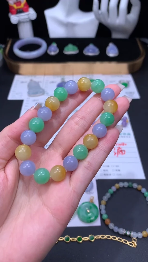 未镶嵌定制翡翠48小时鉴赏期 退货不扣服务费