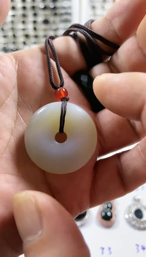 未镶嵌吊坠(不含链)玛瑙/玉髓平安扣