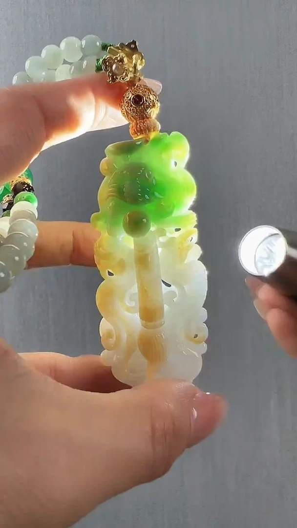 颈饰未镶嵌翡翠龙凤麒麟