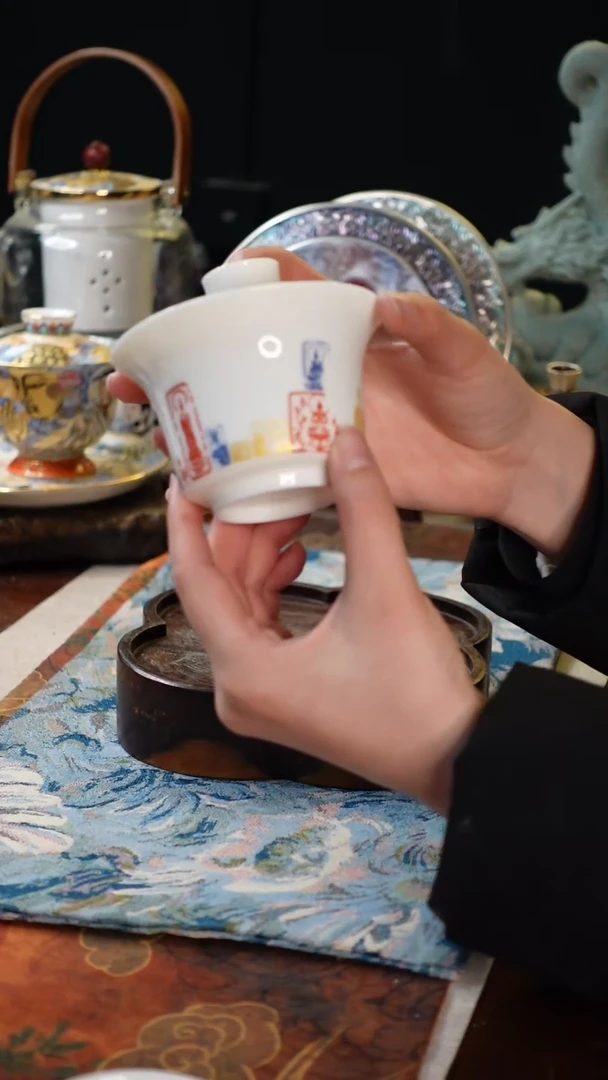 【闪购商品】高岭土羊脂玉萤石盖碗