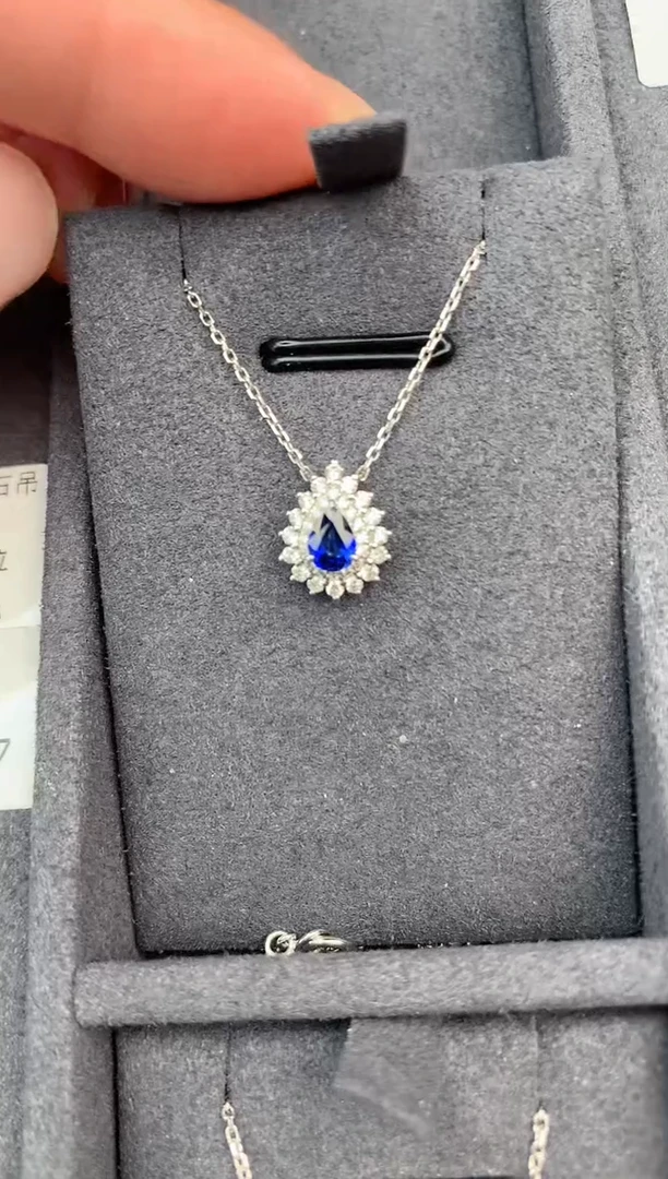 【闪购商品】蓝宝石项链18K金镶嵌53分皇家蓝项链