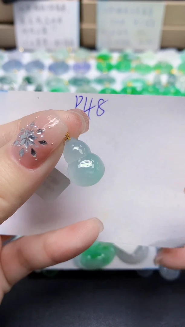 颈饰18K金镶嵌翡翠天然缅甸翡翠A货翡翠百元以上9元证书费自理