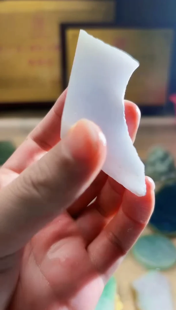 翡翠挂件未镶嵌A货张麦8730