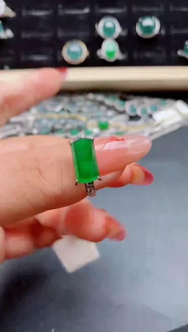 【闪购商品】翡翠戒指银S925镶嵌58005