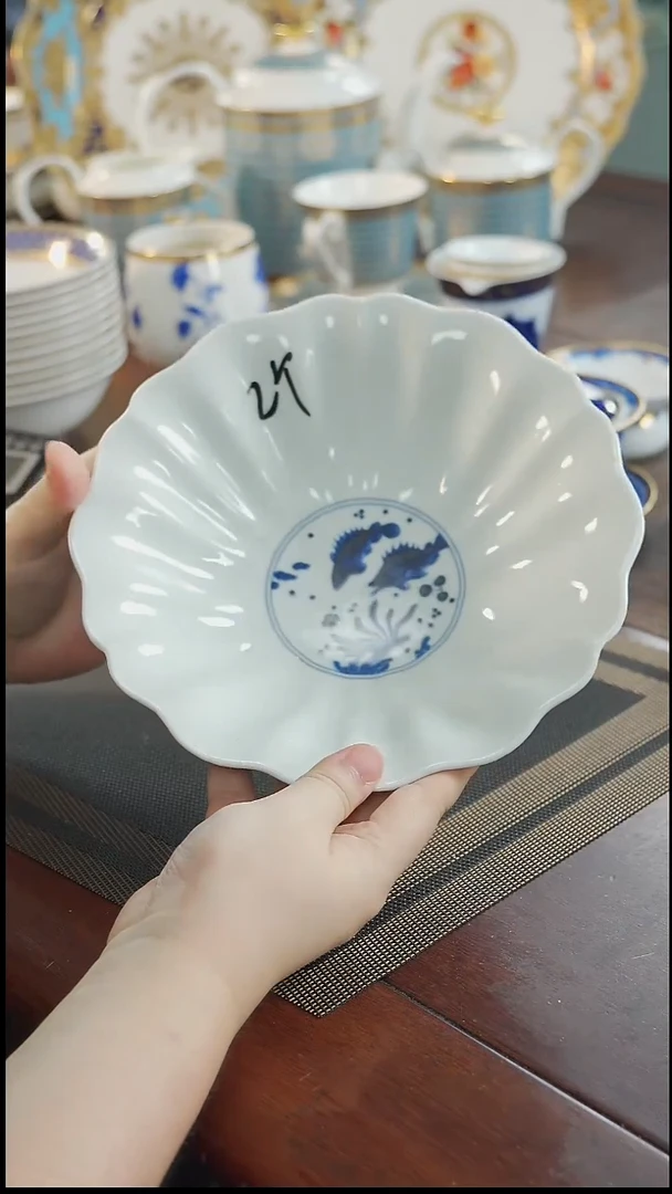 瓷片9英寸汤碗2个 福利价