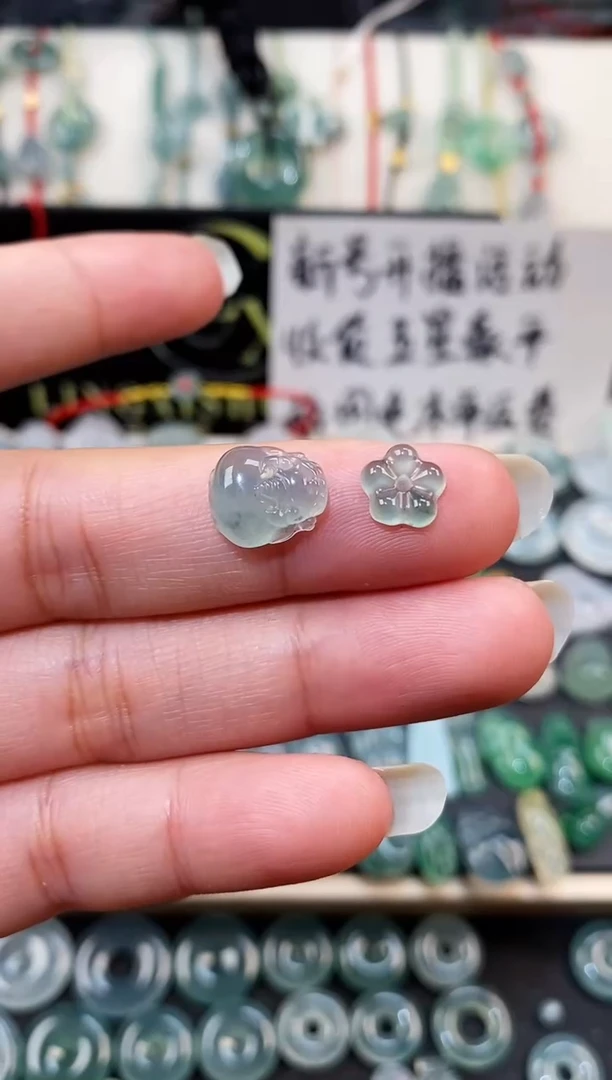 散珠翡翠金蟾小花裸石