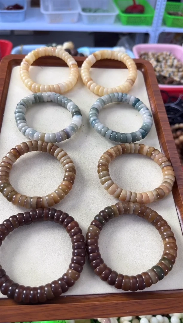 【闪购商品】白玉菩提手串碗肠1.2