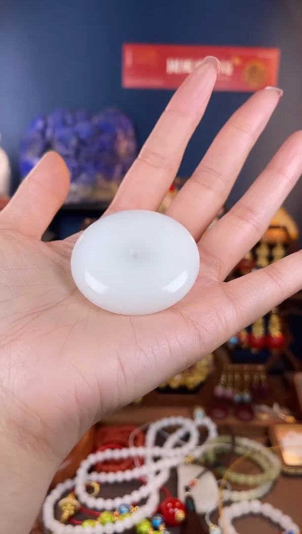 未镶嵌和田玉挂件喵***黄，和田玉平安扣