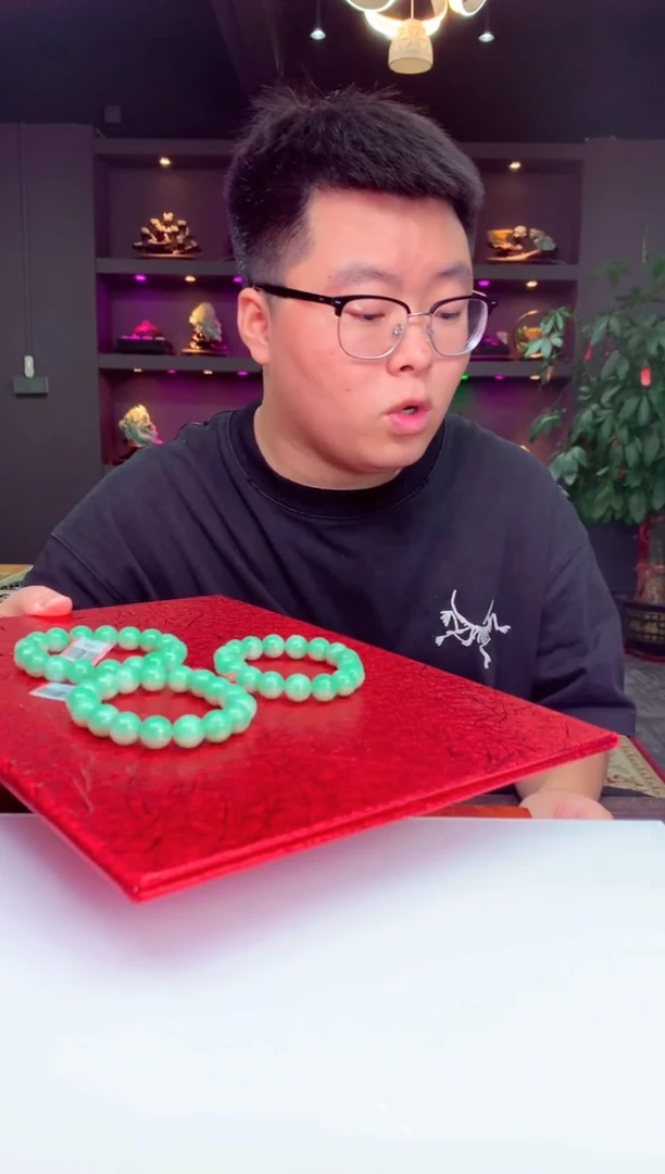 颈饰未镶嵌翡翠天然翡翠（拍一发一）