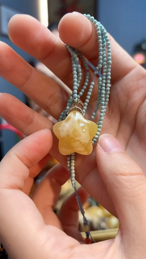 琥珀颈饰未镶嵌项链