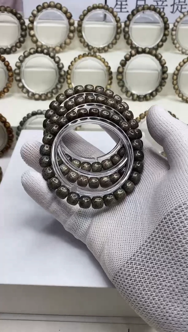 手串星月菩提305  石玉料黑冰9*8mm