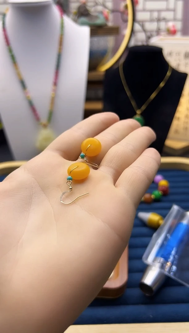 【闪购商品】蜜蜡耳饰14K金镶嵌E82