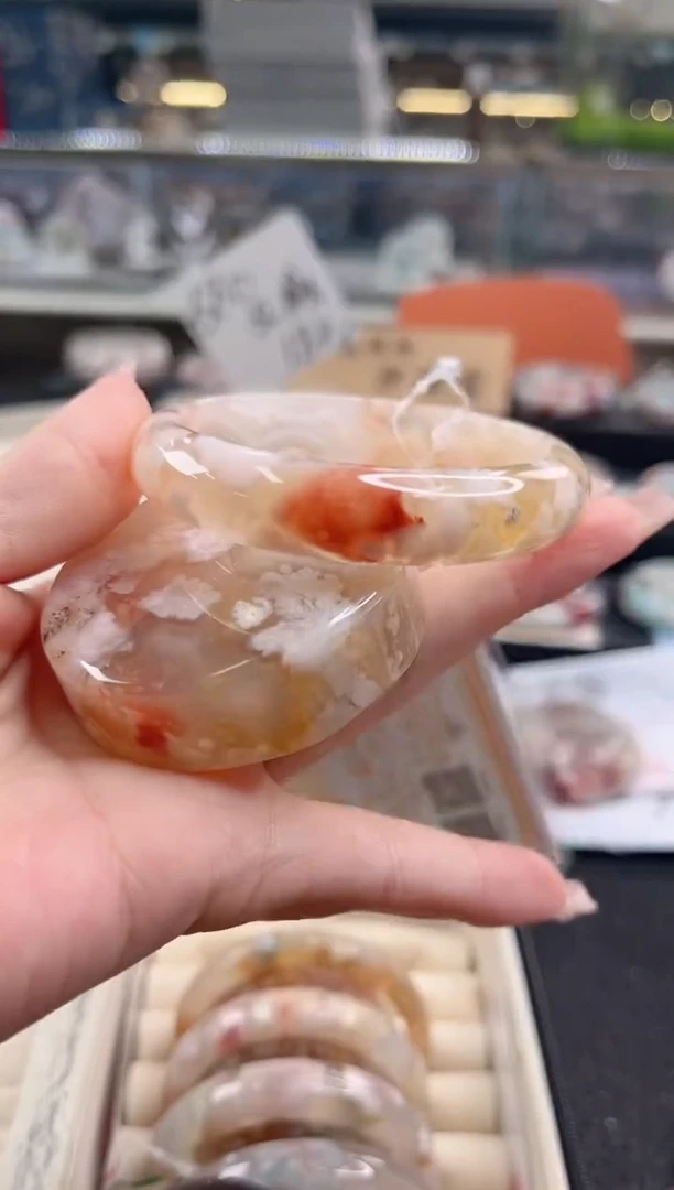 未镶嵌手镯石英质玉54圈口（赠品镯心）6005014