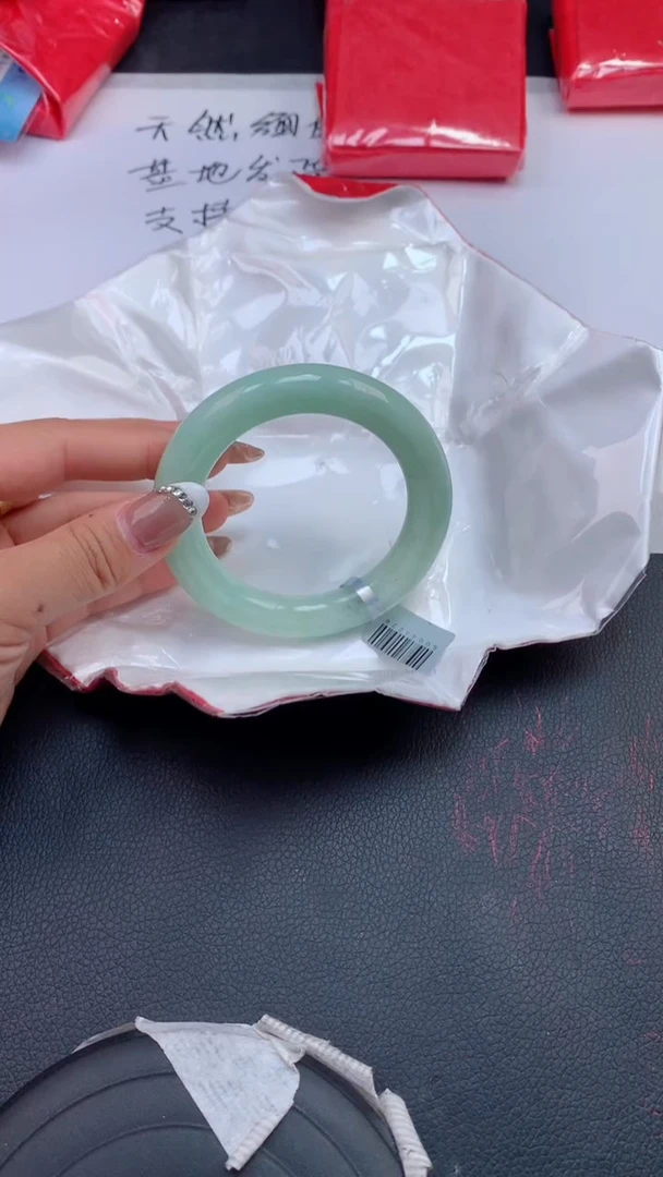 【闪购商品】翡翠手镯未镶嵌天然缅甸A货翡翠手镯