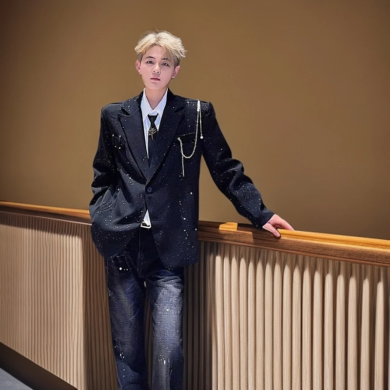 新款黑色满天星小众珍珠挂链设计高级感新款休闲男士西装套装外套