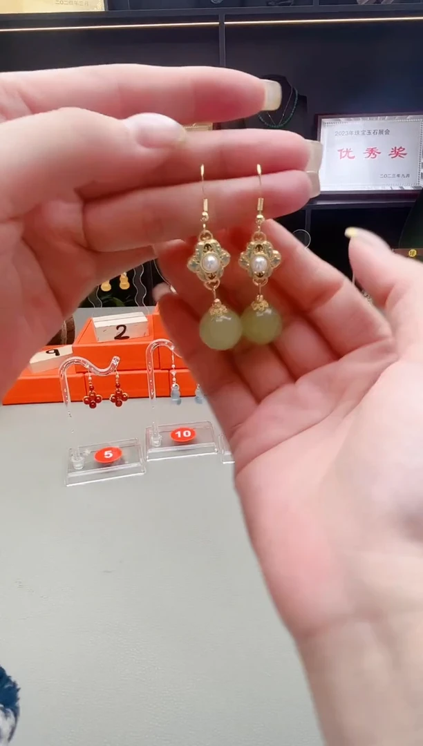 未镶嵌东陵石耳饰520