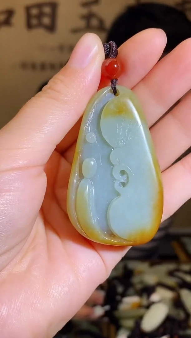 颈饰未镶嵌和田玉1