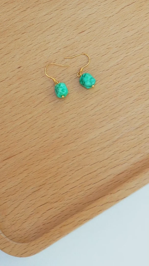 绿松石未镶嵌耳环发货一件