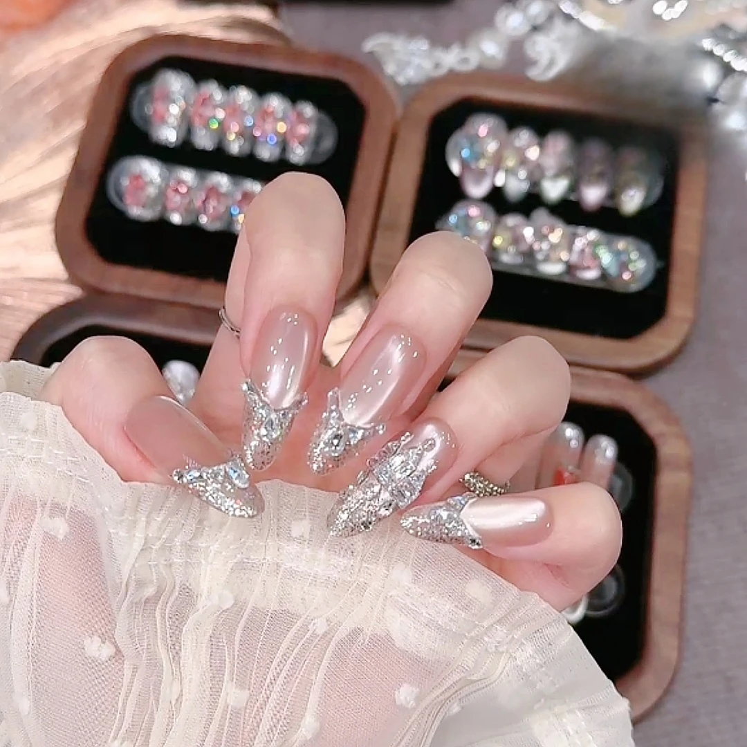 【梦幻城堡】纯手工穿戴美甲猫眼立体浮雕手绘光疗软甲手绘美甲