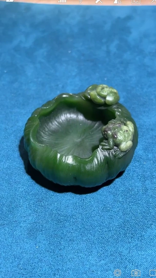 【闪购商品】和田玉XT未镶嵌呱呱来财 笔洗小摆件