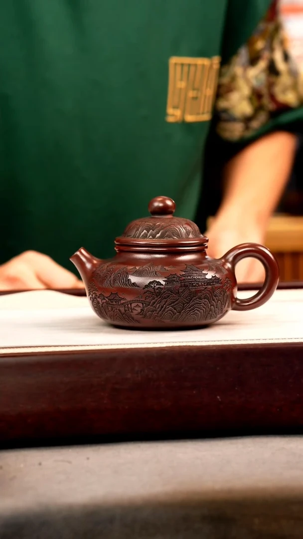 茶壶紫砂古乌泥 容天 刻绘