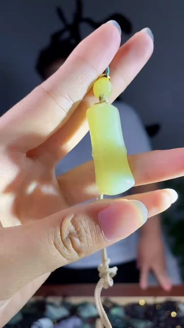 和田玉未镶嵌颈饰拍一发一，多样性发货