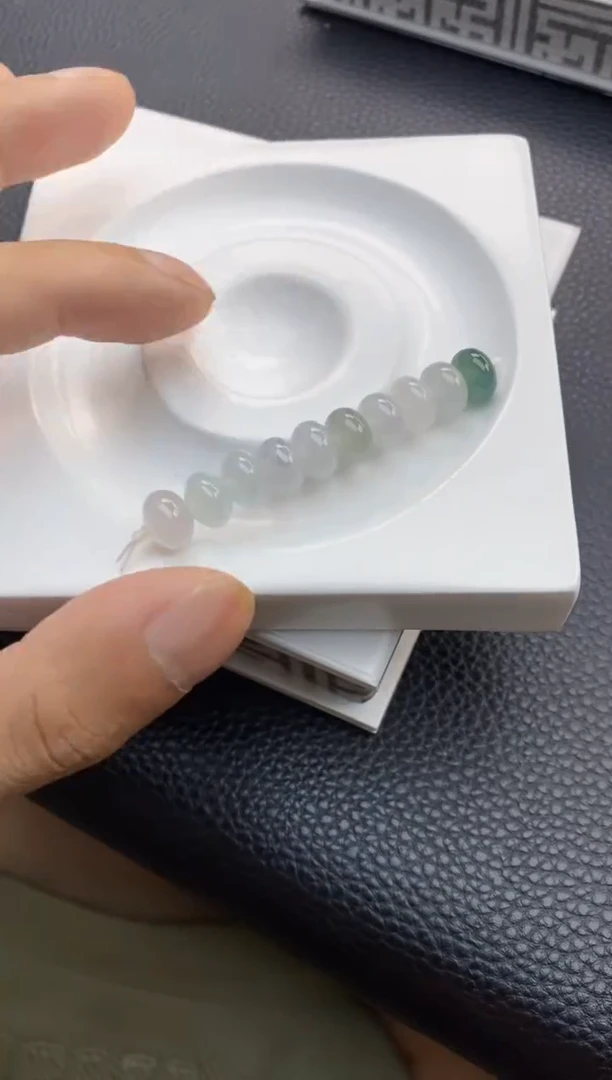 翡翠散珠33天然A货翡翠散珠