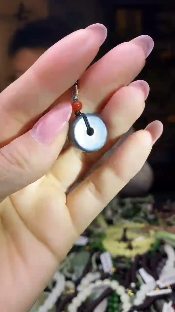 颈饰未镶嵌和田玉多样性发货，拍一发一