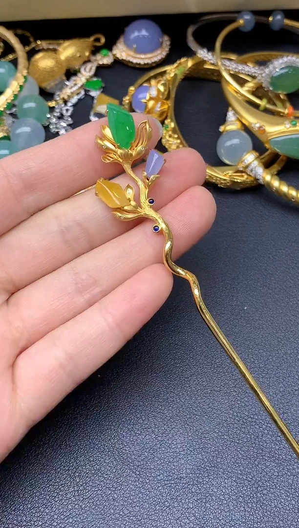 颈饰18K金镶嵌翡翠464-雪姐翡翠天天见