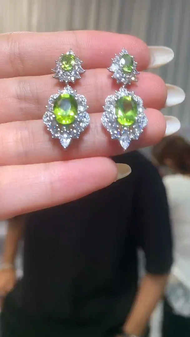 银S925镶嵌耳饰橄榄石【宝石世家严选】