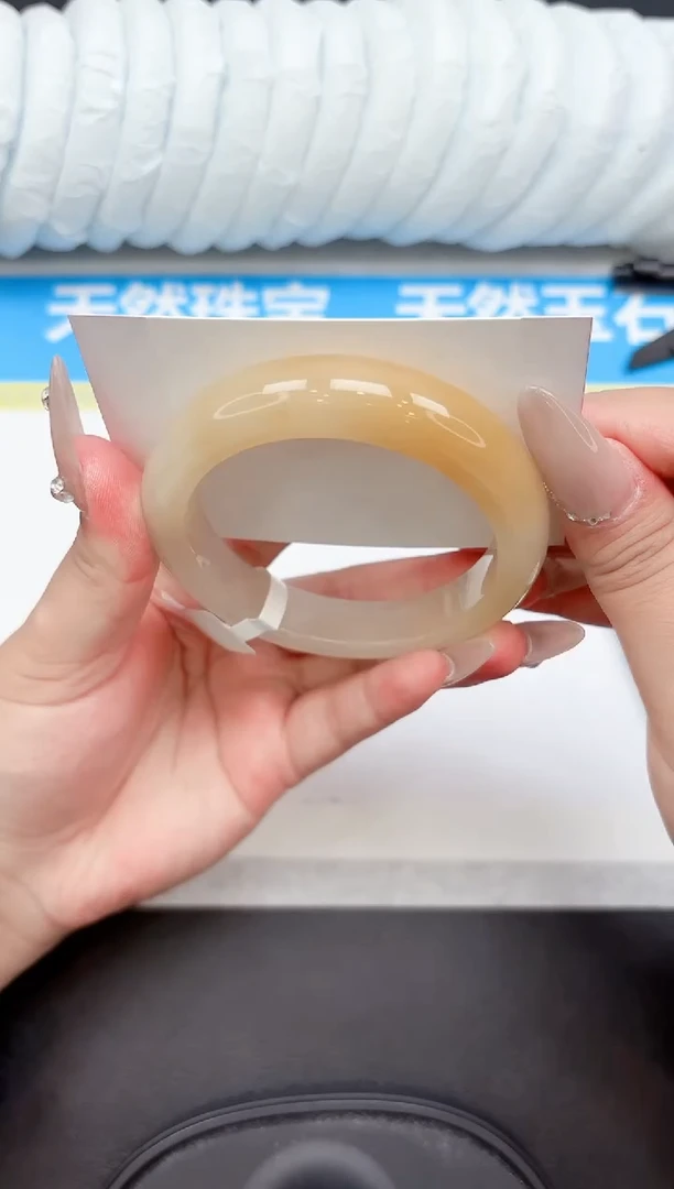 未镶嵌手镯石英质玉181-61.1