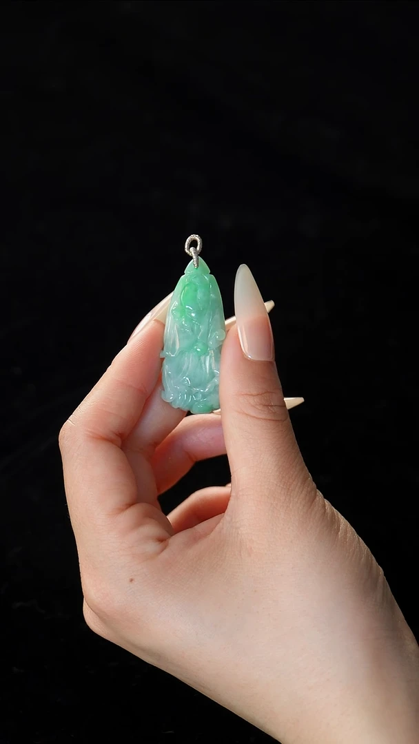 【闪购商品】翡翠未镶嵌颈饰天然翡翠白菜