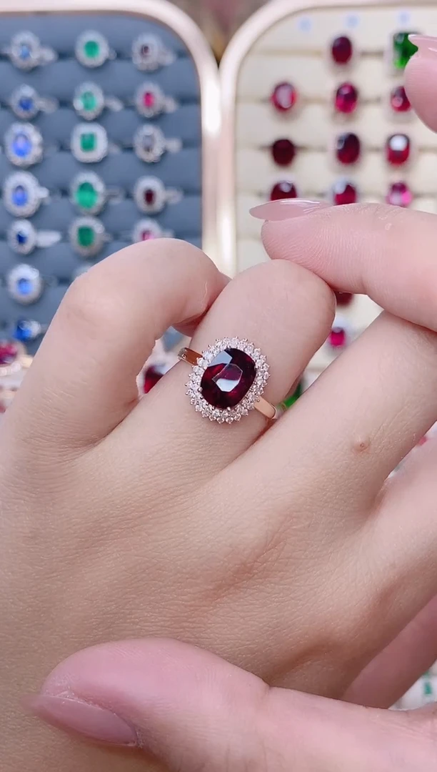 18K金镶嵌碧玺戒指碧玺2.6ct