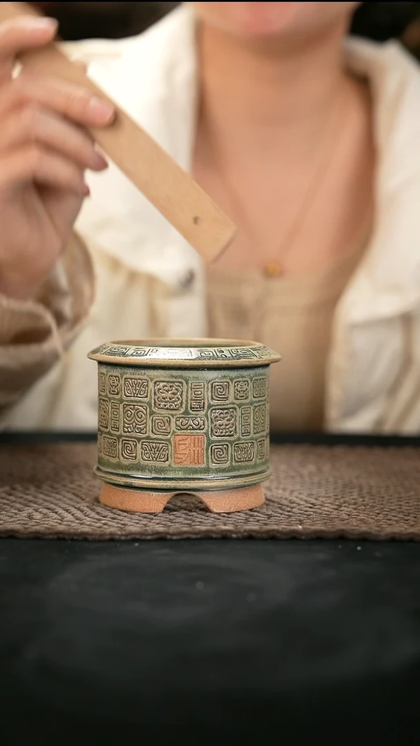 12-24-146花盆口径7瑕