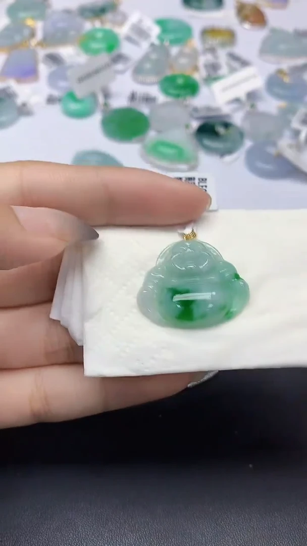 翡翠18K金镶嵌颈饰天然缅甸a货翡翠