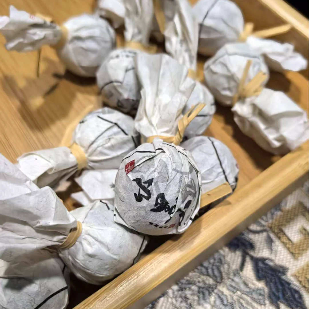 2025年 头春《小黑山》精品龙珠//普洱生茶 8g/颗（龙珠）