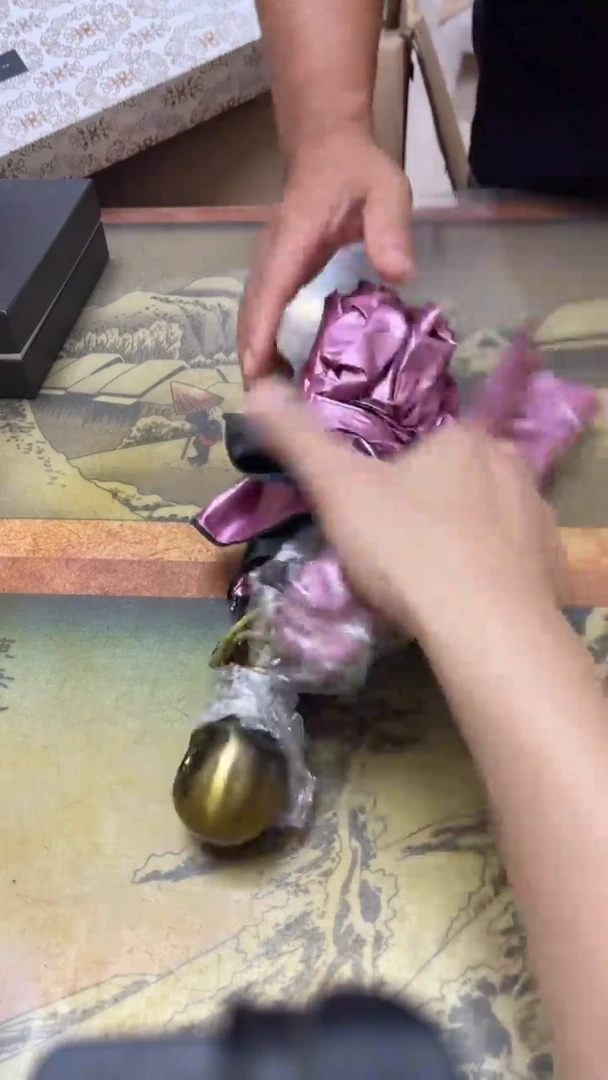 老二精选工艺品陳*A8629