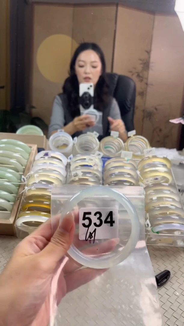 手镯玛瑙/玉髓未镶嵌534