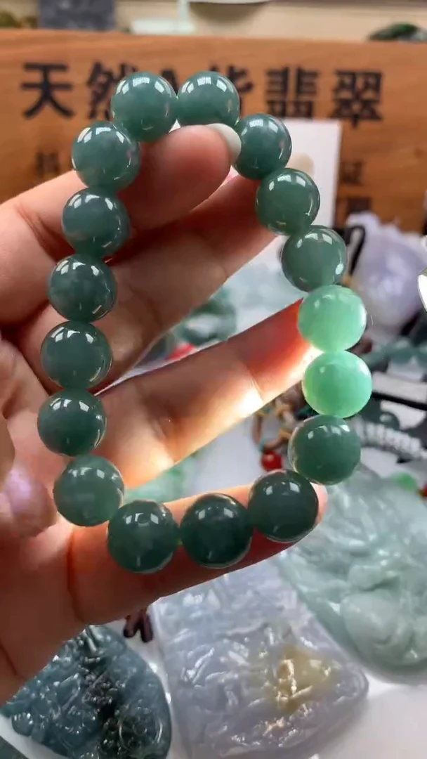 【闪购商品】翡翠颈饰未镶嵌保真天然A货翡翠