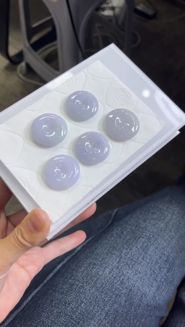 颈饰未镶嵌翡翠V28 /多样性发一件/配绳子