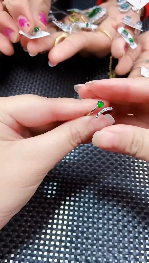 【闪购商品】翡翠戒指未镶嵌111111111