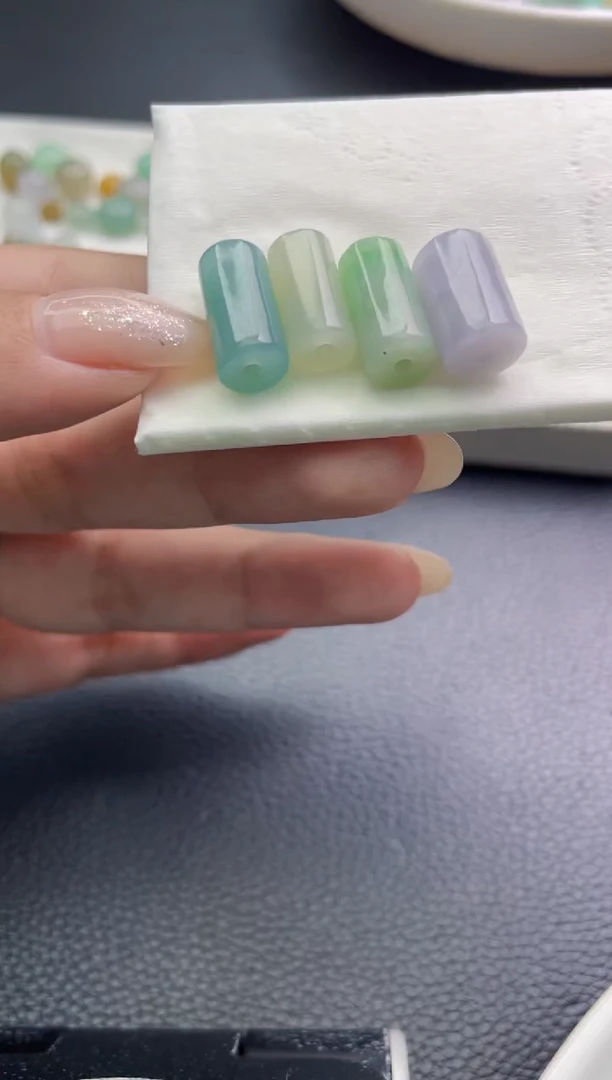 未镶嵌定制翡翠禾*珠子